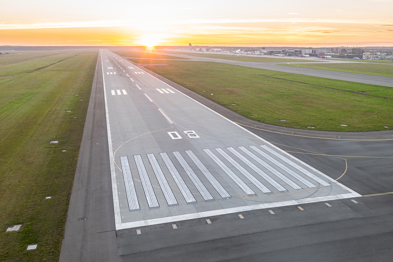 Katowice runway 08